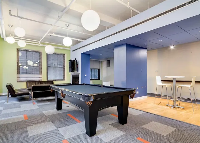 Apartment Downtown With Free In & Out Parking 3 Chicago